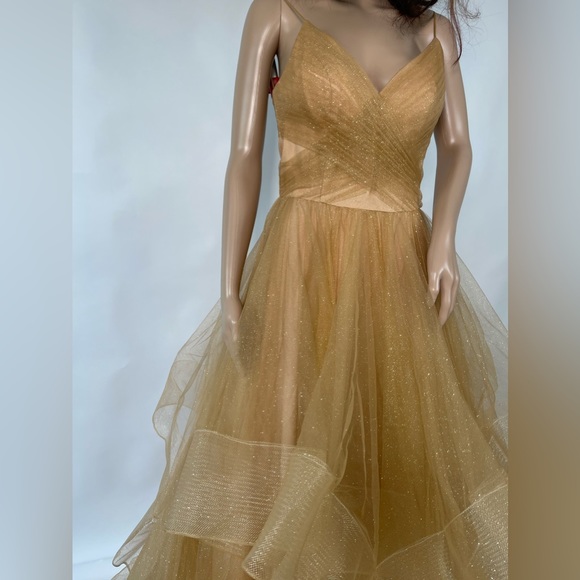 Terani Couture ballgown formal dress - Picture 4 of 15